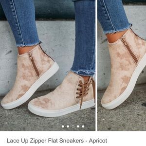 Very G Lace Up Sneakers, Apricot, 7.5